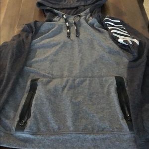 American Eagle men sweatshirt great condition